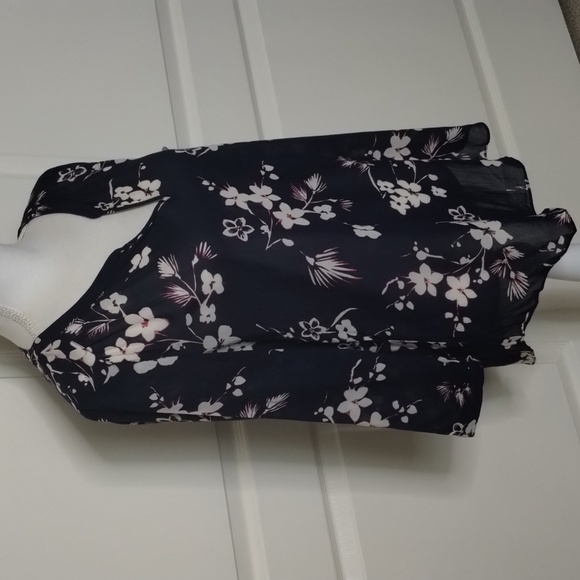 Lucky Brand peasant blouse navy floral ivory and pink 3/4 sleeve sheer v-neck sm - Picture 4 of 13